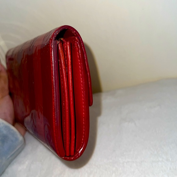 LOUIS VUITTON Vernis Portefeuille Sarah Rayeur Bifold Long Wallet M91716 - Picture 11 of 11